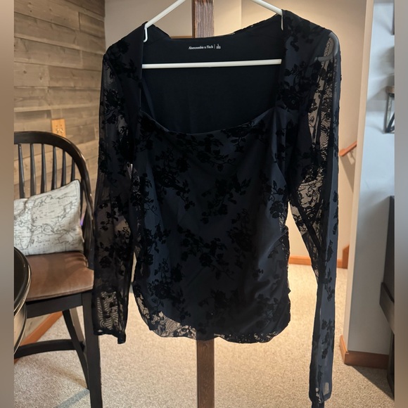 Abercrombie & Fitch Black Top L - Picture 1 of 3